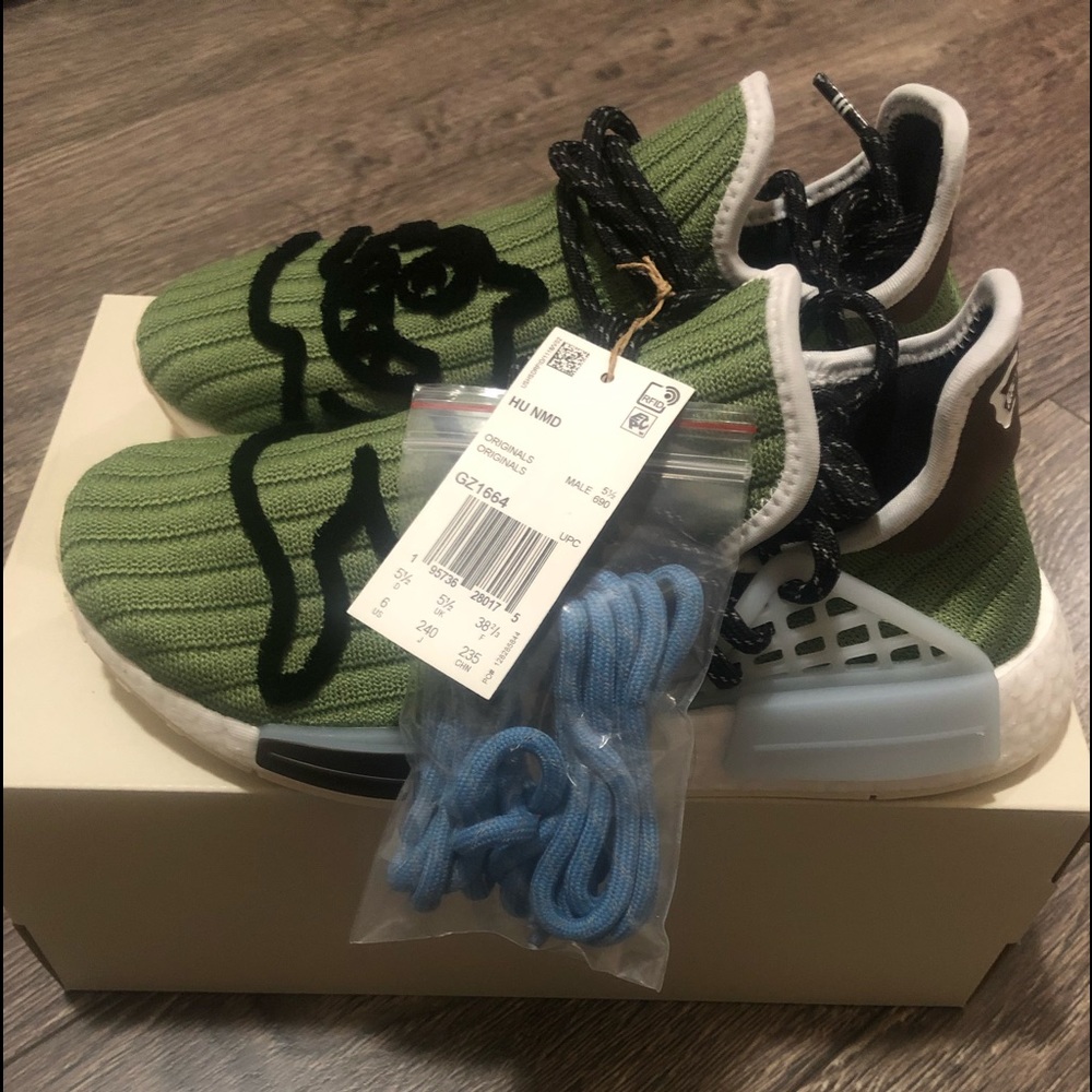 ADIDAS SNEAKERS -2021
BBC Ice Cream x Pharrell x NMD Human Race 'Running Dog'
